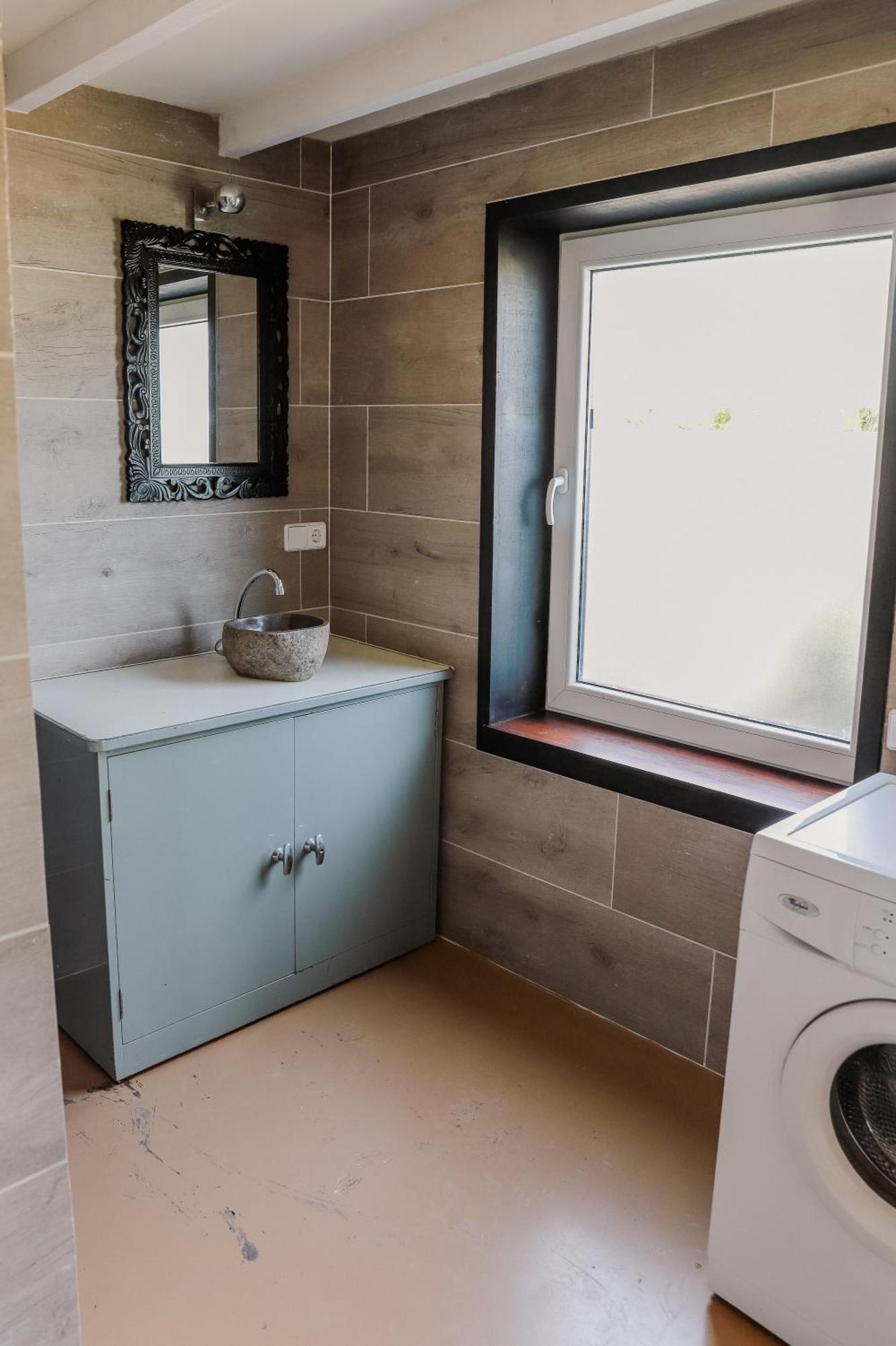 Cynnewille Holiday home Ee